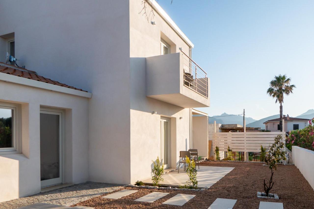 Villa Est San Teodoro  Dış mekan fotoğraf