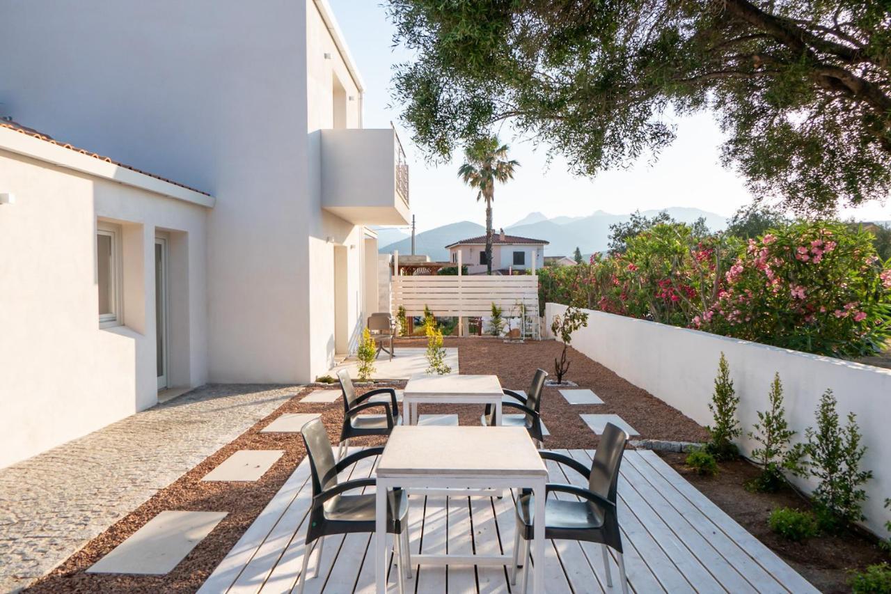 Villa Est San Teodoro  Dış mekan fotoğraf