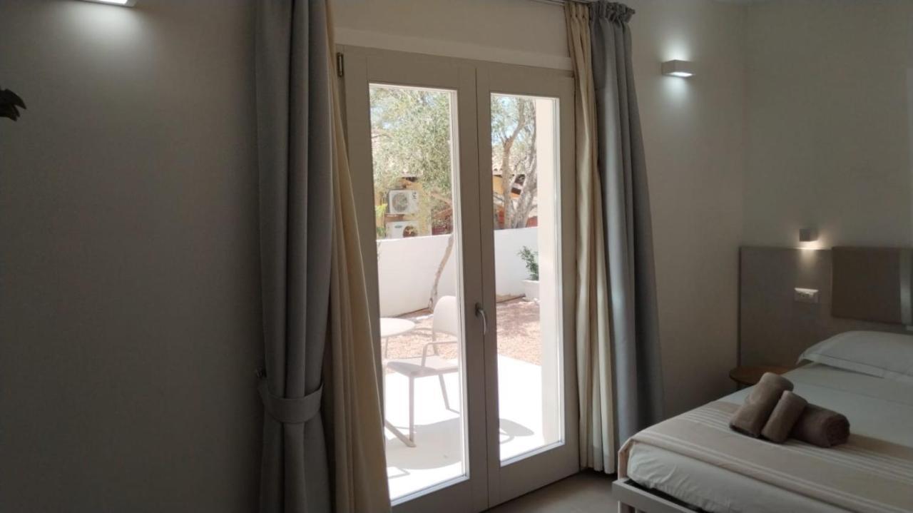 Villa Est San Teodoro  Dış mekan fotoğraf