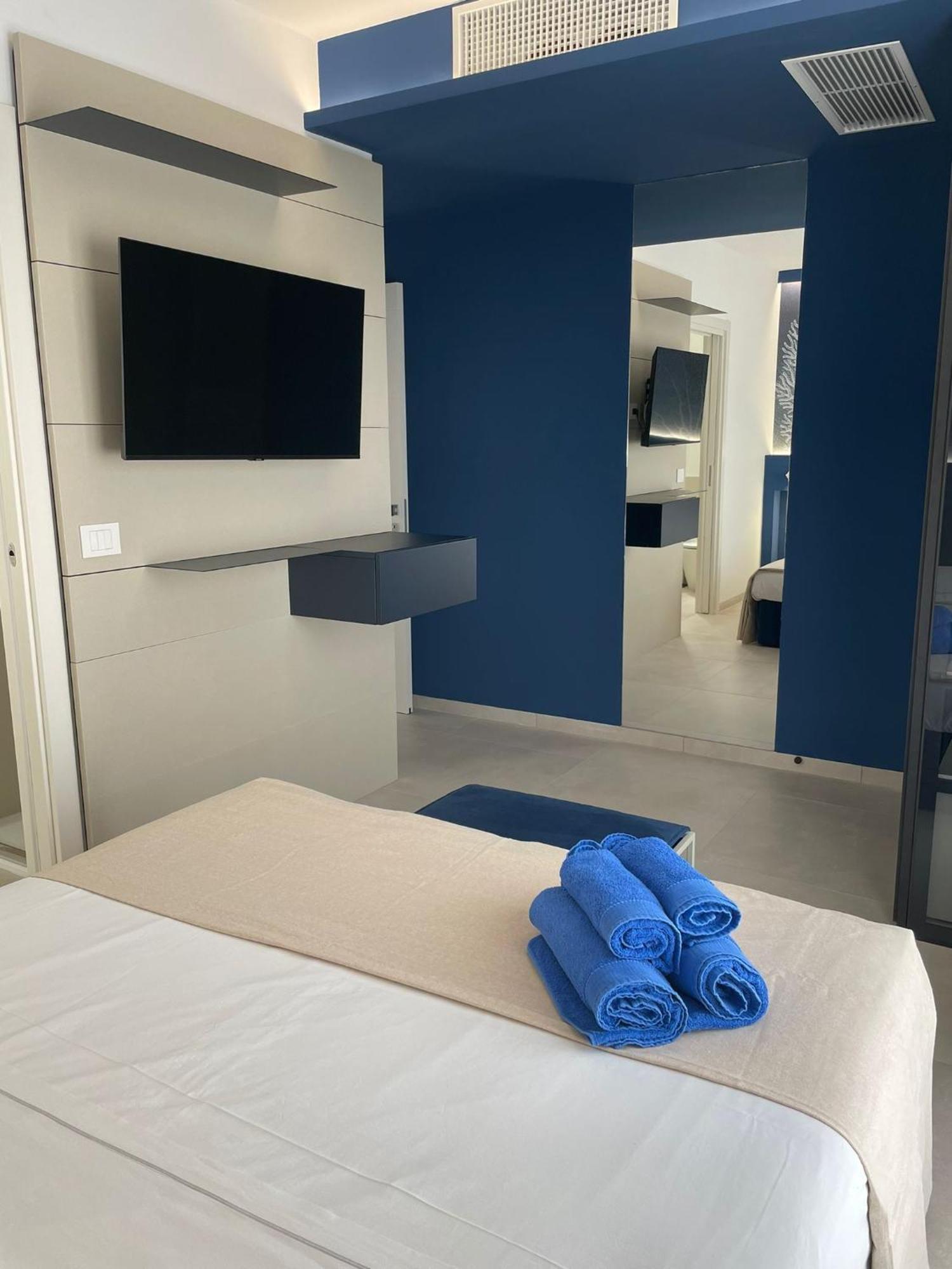 Villa Est San Teodoro  Dış mekan fotoğraf