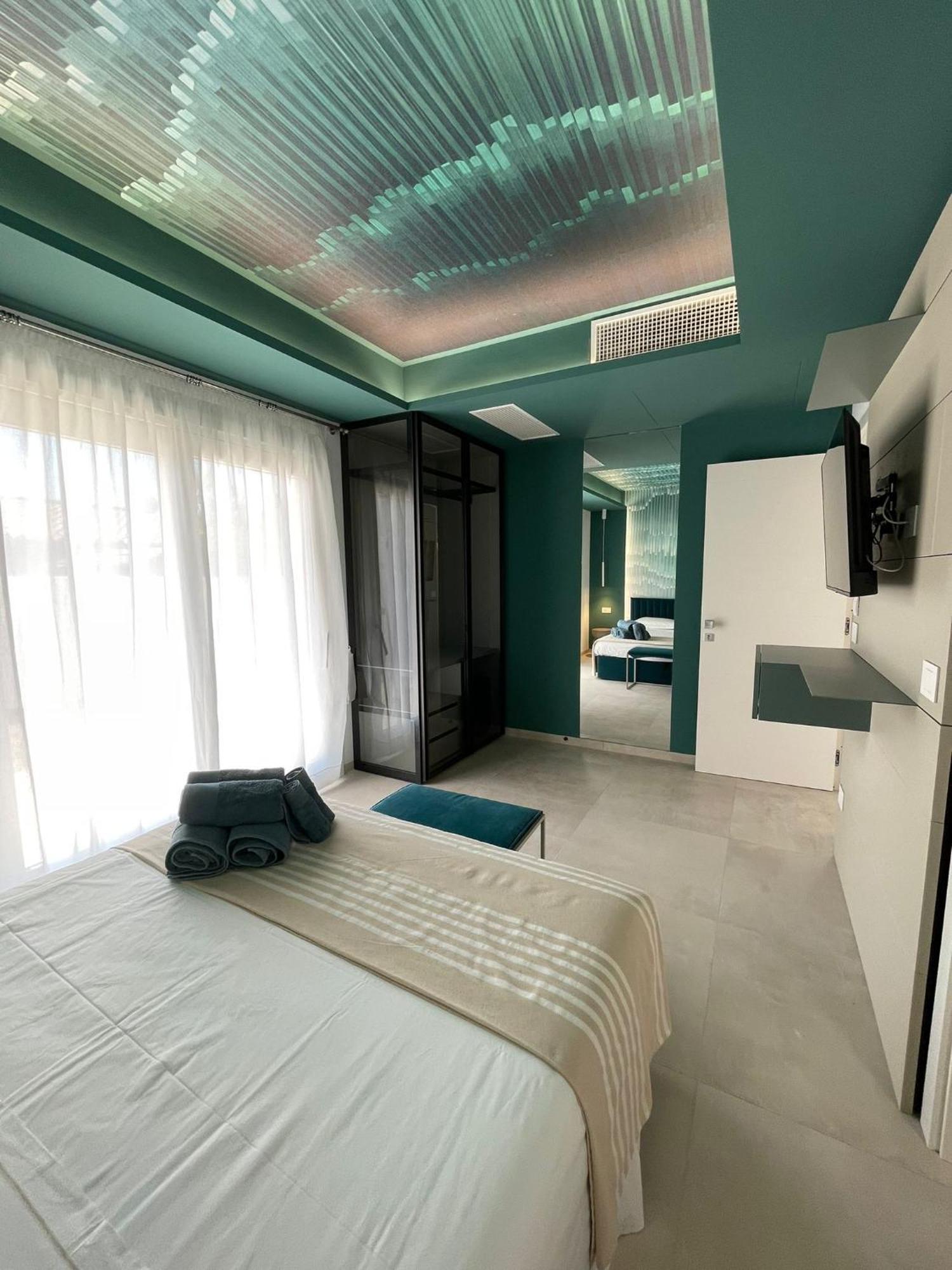Villa Est San Teodoro  Dış mekan fotoğraf